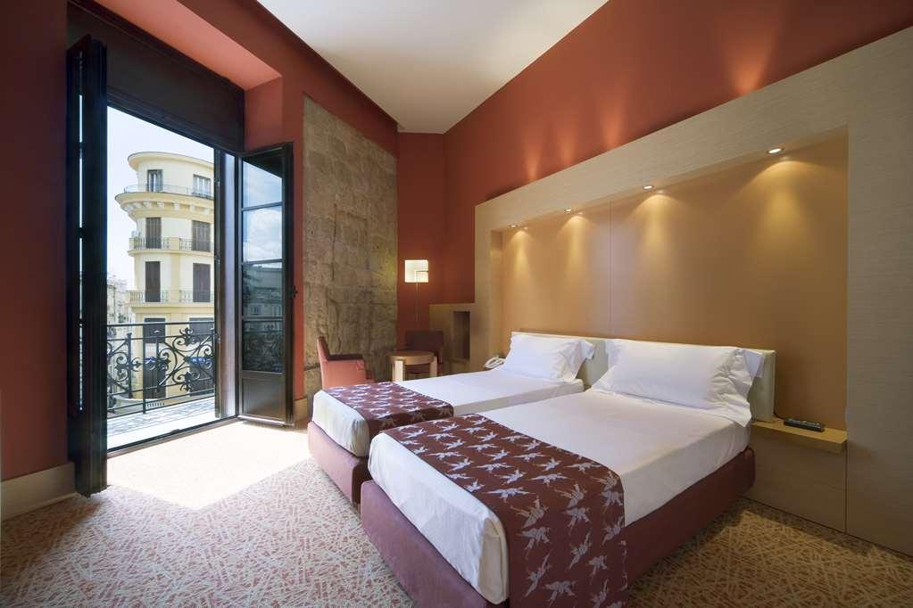 Unahotels Napoli Bilik gambar